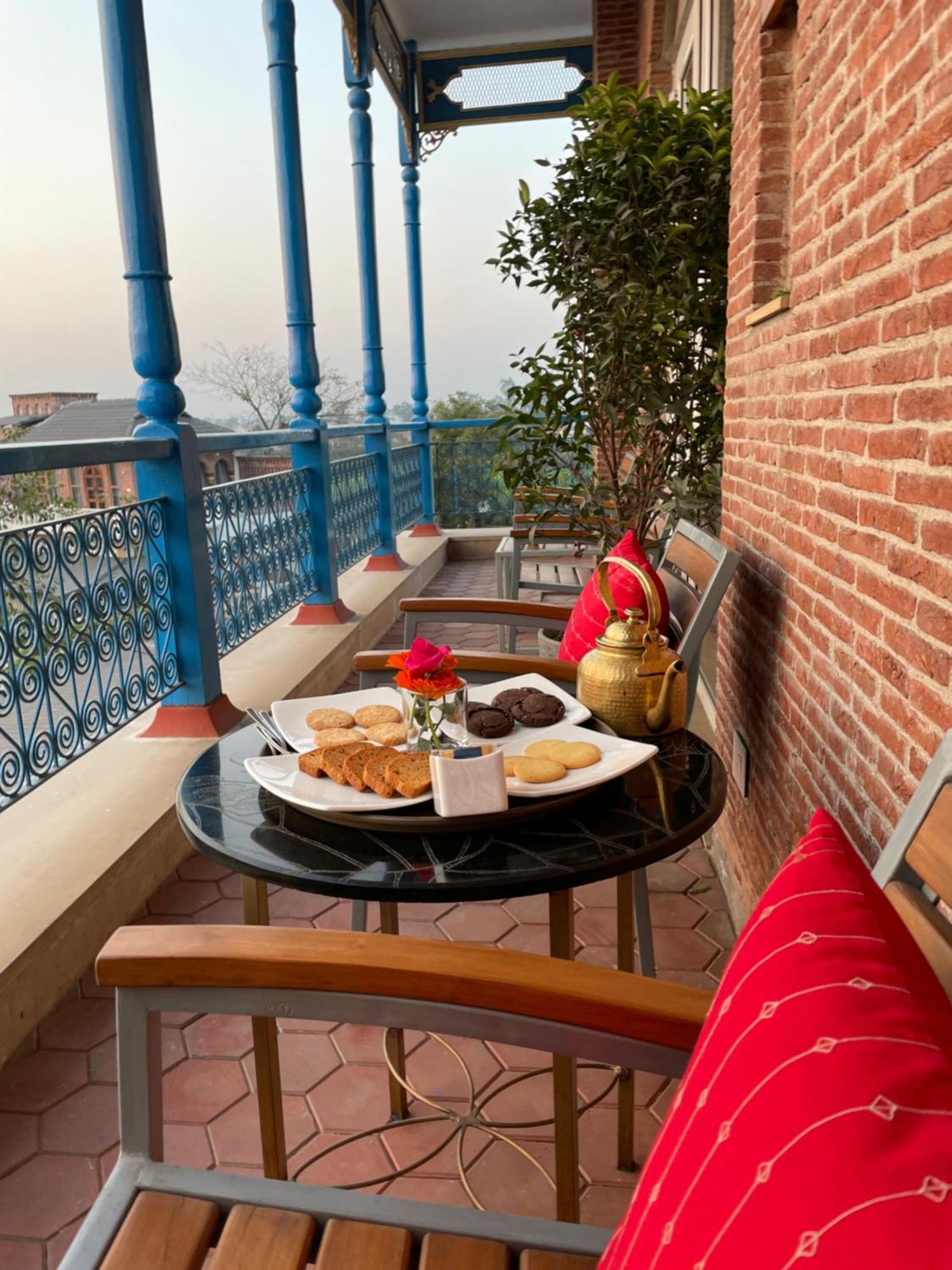 Namaste Dwaar - The Gateway To Rural India Hotel Khatauli Exterior photo
